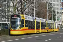 Be 6/10 Tango 173, auf der Linie 11, fährt zur Haltestelle am Bahnhof SBB. Die Aufnahme stammt vom 14.02.2019.