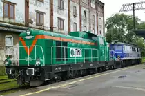 05.09.2017, Polen Bahnhof Kolobrzeg (Kolberg). Diesellok SM42-2641. Warum die Eigentümerbezeichnung  PKP  in kyrillischen Buchstaben aufgetragen wurde, konnte ich nicht in Erfahrung bringen. Im Hintergrund steht EU07-368.