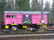 bls ( RM ) Dienstwagen X 40 62 951 6 101-1 abgestellt im Bahnhofsareal von Ramsei am 23.02.2007