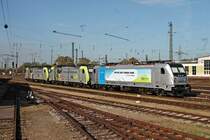 Am Nachmittag des 19.10.2017 stand Rpool/BLSC 187 008-8  Spitze seit einem Jahr - bls cargo  zusammen mit Re 486 508 und Re 486 504 zusammen im BLSC-Abstellbereich im Badischen Bahnhof von Basel abgestellt und warteten auf ihre nächsten Leistungen. (Fotostandpunkt auf öffentlich zugänglichen Parkplatz/Laderampe)