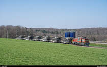 Am 29. März 2019 brachten die Re 4/4 II 11306 und 11263 einen Panzertransport von Biel RB nach Bure. Auf der ausschliesslich Militärtransporten dienenden Strecke zwischen Courtemaîche und Bure verkehrte der Zug aufgrund der grossen Steigung von bis zu 45 ‰ in drei Teilen.<br>
Im Bahnhof Bure angekommen wurden die Wagen mit der Stauffer Ee 936 154 via (flaches) Ausziehgleis umgestellt. Im Hintergrund die steil abfallende Strecke Richtung Courtemaîche.
