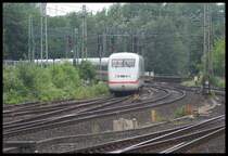 ICE 2 Kommend Von Hamburg-Altona F�hrt Als ICE 589 In Den Hamburger-Hbf Ein Um Weiterzufahren Nach M�nchen-Hbf �ber L�neburg,Uelzen,W�rzburg-Hbf 23.06.07
