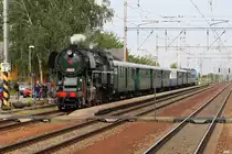 CSD 464 202 (CD 90 54 4642 002-8) fährt am 11.Mai 2019 mit dem Os 11909 (Brno Dolni n. - Breclav - Hodonin) in den Bahnhof Zajeci ein.