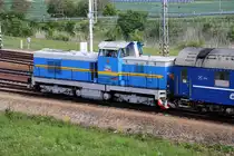 CSD T466 0007 (CD 735 007-7) am 11.Mai 2019 als letztes Fahrzeug des Os 11909 (Brno Dolni n. - Breclav - Hodonin) bei der Ausfahrt aus dem Bahnhof Zajeci.