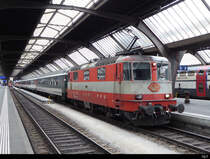 SBB - Lok 420 109-1 mit IR nach Chur im HB Zürich am 11.05.2019
