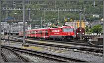 Chur Vorbahnhof Freiverladeplatz. IR1129 nach St.Moritz mit Ge 4/4 III 647  Grüsch . (12.05.2019)