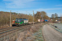 193 282 von ELL mit KLV-Zug bei Oberhessbach Richtung Ansbach, 19.01.2019