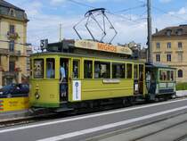 TN - Triebwagen Be 2/2 73 mit Olteimer Personenwagen B 1 am Endbahnhof in Neuch�tel bei einer Publikumsfahrt am 10.06.2007