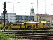 Gleisbauzug Leonhard Weiss abgestellt in M�hlacker 24.06.2007