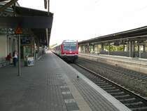 Regionalbahn nach Winsen (Luhe) f�hrt am 07.06.2007 in den Bahnhof L�neburg ein.