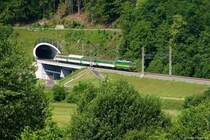 BR 163 mit Personenzug 3707, Tunnel Hněvkovsk� II (452,2m) in Lupěn�, 23.06.2007