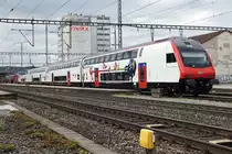 Modernisierte IC-Komposition 2000 mit Re 460 006-0 + A + B + AD + Bt 26 - 94 926 in Herzogenbuchsee am 13. Mai 2019.
Foto: Walter Ruetsch