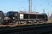 Lokportrait am 13.02.2018 von MRCE 191 022 (ex. 5 170 021), als diese zusammen mit MRCE 191 021 im südlichen Vorfeld vom Badischen Bahnhof von Basel abgestellt war und dort auf die Überführung nach Italien warteten.