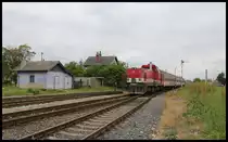 Einfahrt des Personenzuges 5023 nach Prievidza am 16.5.2019 um 15.40 Uhr in Komjatice. Zuglok ist die 736101-7. Es war an diesem Tagen die einzige mit Lok bespannte Zug Garnitur, die auf dieser Strecke pendelte.
