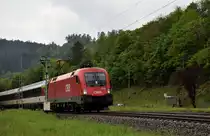 1016 006 mit dem IC 188 am 29. Mai 2019 in Epfendorf (Neckar) auf der Fahrt von Singen nach Stuttgart