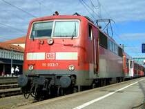 111 030 mit RB nach Ingolstadt Hbf am 23.06.2007 in Regensburg Hbf.