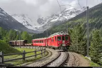 GV Club 1889 in Le Prese am 15. Juni 2019. Zu diesem Anlass wurden ab Pontresina zwei historische Extrazüge geführt. Der erste Zug bestand aus dem ABe 4/4 II 46 mit einem GmP und wurde als Fotozug mit Fotohalten auf der Strecke geführt.<br>
Natürlich durften klassische Berninabahn-Motive wie die Montebello-Kurve mit dem Morteratsch-Gletscher im Hintergrund nicht fehlen.