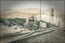 Wia zua olten Zeitn.

DH 1500.1 beim beistellen der nächsten Ladung Rundholz in das Anschlussgleis der Holzindustrie Preding. 
19.06.2019