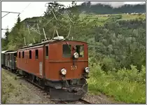 Überholung eines Extrazuges mit der Ge 4/6 353 in Solis. (16.06.2019)