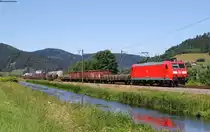 185 092-4 mit dem EZ 45175 (Kornwestheim Rbf-Wolfurt) bei Haslach 13.6.19