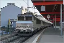 Europäische Lok-Klassiker aus den 70ern und 80ern auch heute noch im Einsatz: Die SNCF BB 22209 aus der  nez cassé -Familie wartet in Genève mit eine TER nach Lyon auf die Abfahrt.

23. März 2019