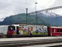Und Tschüß …. Ge 4/4 II 611  Landquart  mit Werbung für  850 Lehrstellen in 25 Berufen  am RE 1752 nach Davos Platz; Disentis/Mustér, 12.06.2019  (2)
