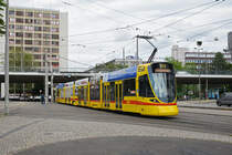 Be 6/10 Tango 156, auf der Linie 10, fährt zur Haltestelle ZOO Basel. Die Aufnahme stammt vom 15.06.2019.