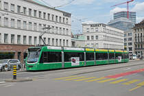 Be 6/8 Combino 315, auf der Linie 8, bedient die Haltestelle Markthalle. Die Aufnahme stammt vom 15.06.2019.