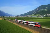 4024 061-6 als S 2 (Ötztal - Jenbach) bei Schwaz, 25.06.2019.