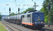Hectorrail mit  162.009/Fassbinder  (NVR-Nmmer: 91 80 6 151 128-6 S-HCTOR) und Kesselwagenzug (leer) Richtung Stendel am 24.06.19 Saarmund Bahnhof. Erst dachte ich an eine staubige Strecke als es in der Ferne an den Wagen qualmte aber als der Zug an mir vorbei fuhr roch es stark nach verbranntem Schmieröl, angezogene Bremsen oder heiß gelaufenen Achsen bei dieser Affenhitze?