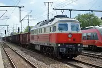 DB Cargo Deutschland AG mit  232 409-3  [NVR-Nummer: 92 80 1232 409-3 D-DB] und einem Güterzug offener Güterwagen Richtung Priort zur Abstellung der Wagen am 21.06.19 Golm bei Potsdam.