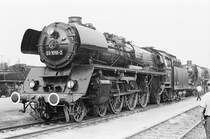 22.August 1984: Fahrzeugausstellung in Radebeul-Ost zum Jubiläum  100 Jahre Schmalspurbahn Radebeul - Radeburg . Lok 03 1010