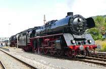 02.09.2017, Bahnhof Meiningen, Lok 03 1010 des DB-Museums, Standort Bw Halle P., hat einen Sonderzug zu den  Meininger Dampfloktagen  gebracht. 