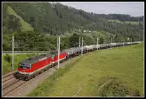 1144 262 + 1144... mit Güterzug in Bruck/Mur Übelstein am 13.06.2019.