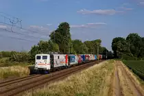 LM 139 135 mit GA 185 665 und einem Sonderzug anlässlich des 50. Jubiläum der Kombiverkehr KG in Bornheim (Rhld.), 01.07.2019.