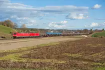 185 347 und 185 219 mit einem Kesselwagenzug bei Fahlenbach Richtung Ingolstadt, 18.03.2019