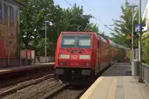 Ein Nachschuss von der 146 264 DB  schiebt einen RE aus Aachen-Hbf nach Düsseldorf-Hbf und kamm aus Richtung Aachen-Hbf und fuhr durch Aachen-Schanz in Richtung Achen-West,Laurensberg,Richterich,Kohlscheid,Herzogenrath,Mönchengladbach. 
Aufgenommen vom Bahnsteig von Aachen-Schanz.
Bei Sommerwetter am Nachmittag vom 25.6.2019.