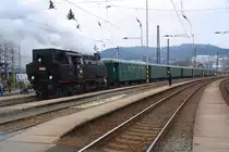 CSD 433 002 (UIC-Nr. CZ-CD 90 54 4330 002-5) ist am 01.Dezember 2018 mit dem Os 10800 von Valasske Klobouky im Bahnhof Vsetin angekommen.