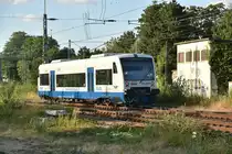 VT 746/650 084 im Nachschuß in Rheydt Hbf als RB34 gen Mönchengladbach fahrend.
Hier kommt er über Gleis3 eingefahren und wechselt gleich auf Gleis 4. Rheydt den 2.7.2019