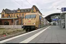 101 071-9  Zeit für Gold | 금을위한 시간 | 金の時間  als IC 2239  Warnow  (Linie 56) von Magdeburg Hbf nach Leipzig Hbf steht in Halle(Saale)Hbf auf Gleis 8.
Die Lok wirbt in deutscher, koreanischer und japanischer Sprache für die Olympischen und Paralympischen Spiele in PyeongChang 2018 und Tokio 2020.
[20.5.2019 | 17:57 Uhr]