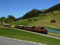 Die RhB Krokodil verkehrt im 2019. zweimal täglich (von 11. Mai bis  27. Oktober) zwischen Davos Platz und Filisur.
Das Bild zeigt die Ge 6/6 I 414 mit dem Nachmittag Zug nach Filisur bei Davos Glaris.
29.06.2019. Davos Glaris
