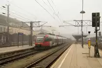 10. Oktober 2019 im Hbf Wels: 4024 065-7 wirkt etwas eingenebelt.