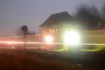 Blick auf das Stellwerk Bo im Bahnhof Blumenberg. Im Vordergrund passiert erst der HEX nach Halberstadt das Stellwerk und kurz darauf der HEX nach Magdeburg da hier gekreuzt wird. Nur noch knapp 2 Jahre wird Blumenberg mechanisch bedient. 2021 wird durch die Streckenertüchtigung auf 120km/h der Bahnhof Blumenberg auf ESTW umgebaut und die Bahsteige abgerissen. Blick auf das Stellwerk Bo. 

Blumenberg 23.11.2018 