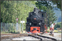 H.P. versucht sich als Weichensteller. 
6.Juli 2019 im Bahnhof Stainz 