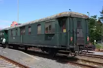 CSD Dsd 7-2891 (CD 55 54 93-21 262-8) als letztes Fahrzeug des Sp 10830 nach Valasske Mezirici am 06.Juli 2019 im Bahnhof Roznov pod Radhostem.