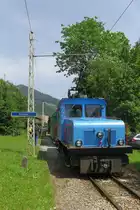 Lok E4 der Breitenauerbahn mit einem Personenzug aus Richtung Magnesitwerk in St. Jakob Breitenau eingetroffen am 10.06.2019