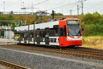 4558 wurde eine neue Teilreklame  DeRucci  angebracht. Hier zu sehen in Weiden West am 15.07.2019.