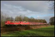 Die Leerzug Garnitur des Schneeexpress mit 110116 und 110210 kommt hier bei Natrup Hagen aus Hamburg zurück und ist am 23.1.2005 auf dem Weg zum Standort in Münster in Westfalen.