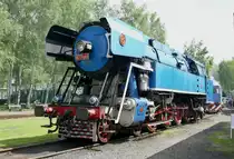 26.06.2016, Dampflokfest in Luzna u Rakovnika (CZ). Schön bunt zeigt sich die Tenderlok 477 043.