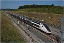 Der TGV 9880 (Rame 813) von Luxembourg nach Montpelier verlässt Belfort Montbéliard TGV. 

23. Juli 2019